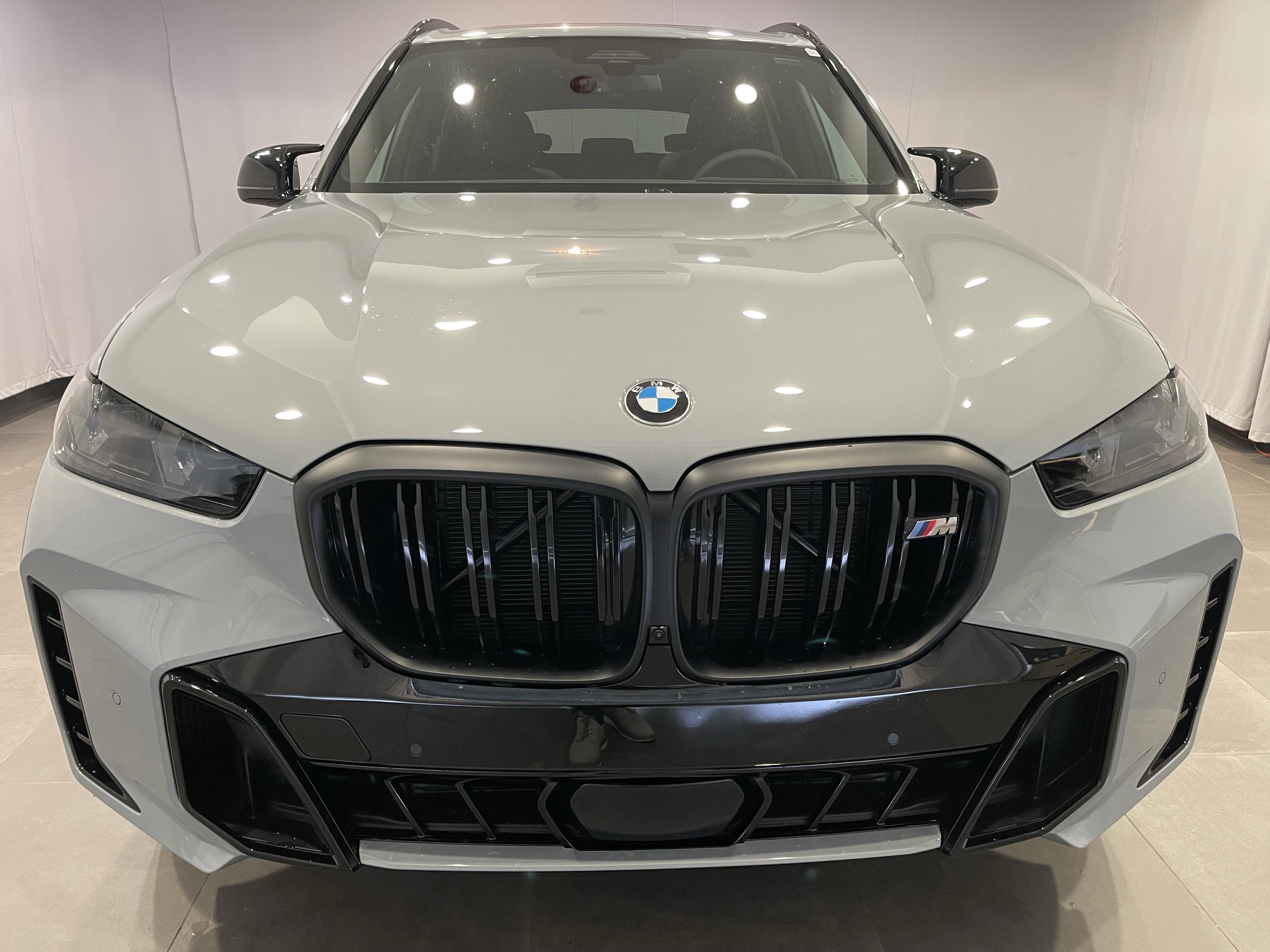 New 2026 BMW X5 M60i AWD/4WD image 2
