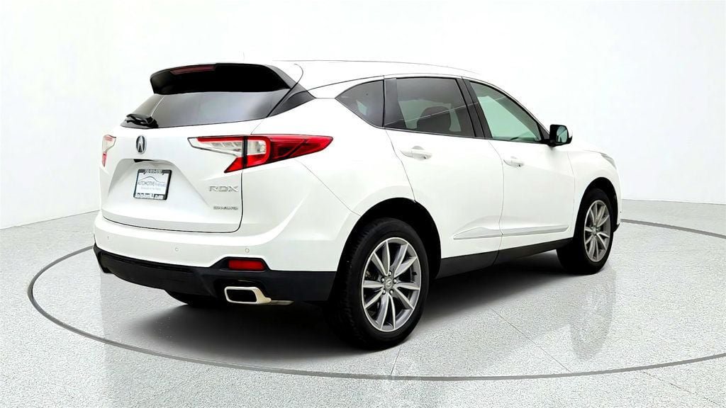 Used 2024 Acura RDX w/ Technology Package AWD/4WD image 5