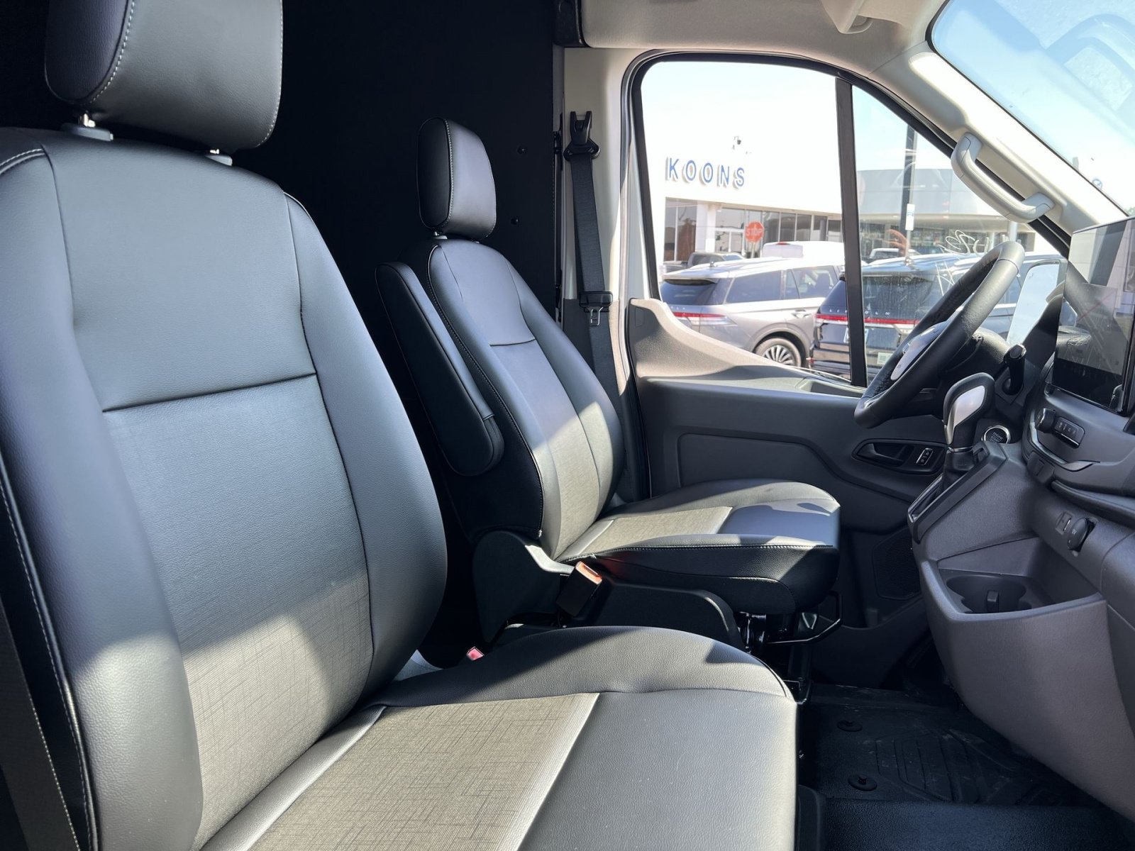 New 2026 Ford Transit 250 148 Medium Roof Extended AWD w/ Load Area Protection Package image 25