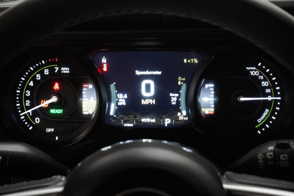 Certified 2025 Jeep Wrangler Unlimited Sahara w/ Safety Group image 22