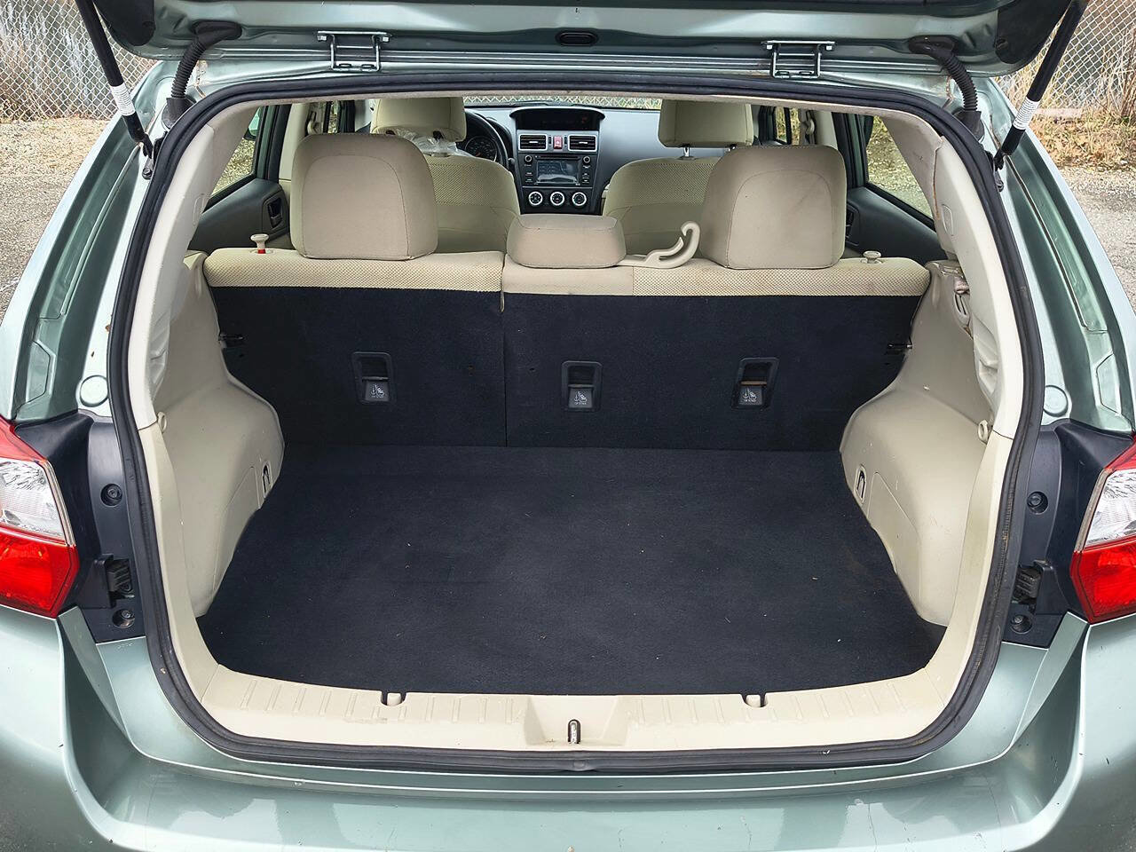 Used 2015 Subaru Impreza 2.0i image 18