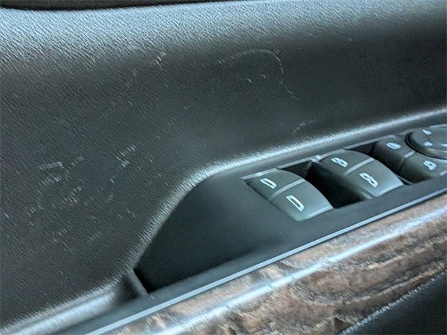 Used 2022 GMC Acadia Denali w/ Denali Technology Package image 28