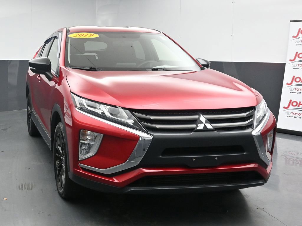 Used 2019 Mitsubishi Eclipse Cross LE image 3