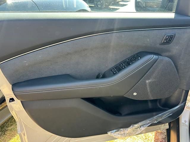 New 2025 Ford Mustang Mach-E GT image 11