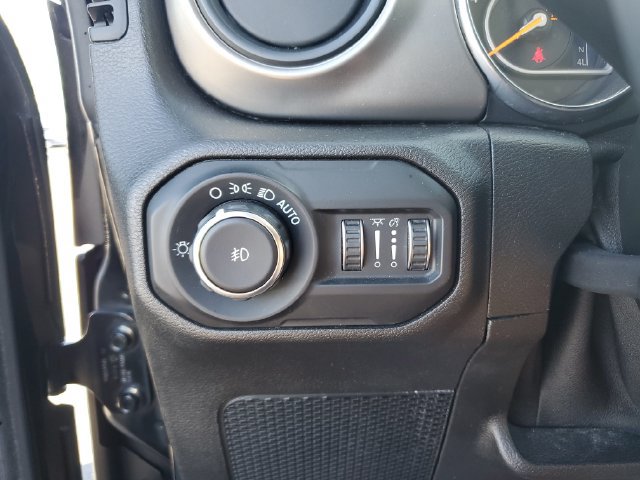 Used 2019 Jeep Wrangler Unlimited Sport S AWD/4WD image 28