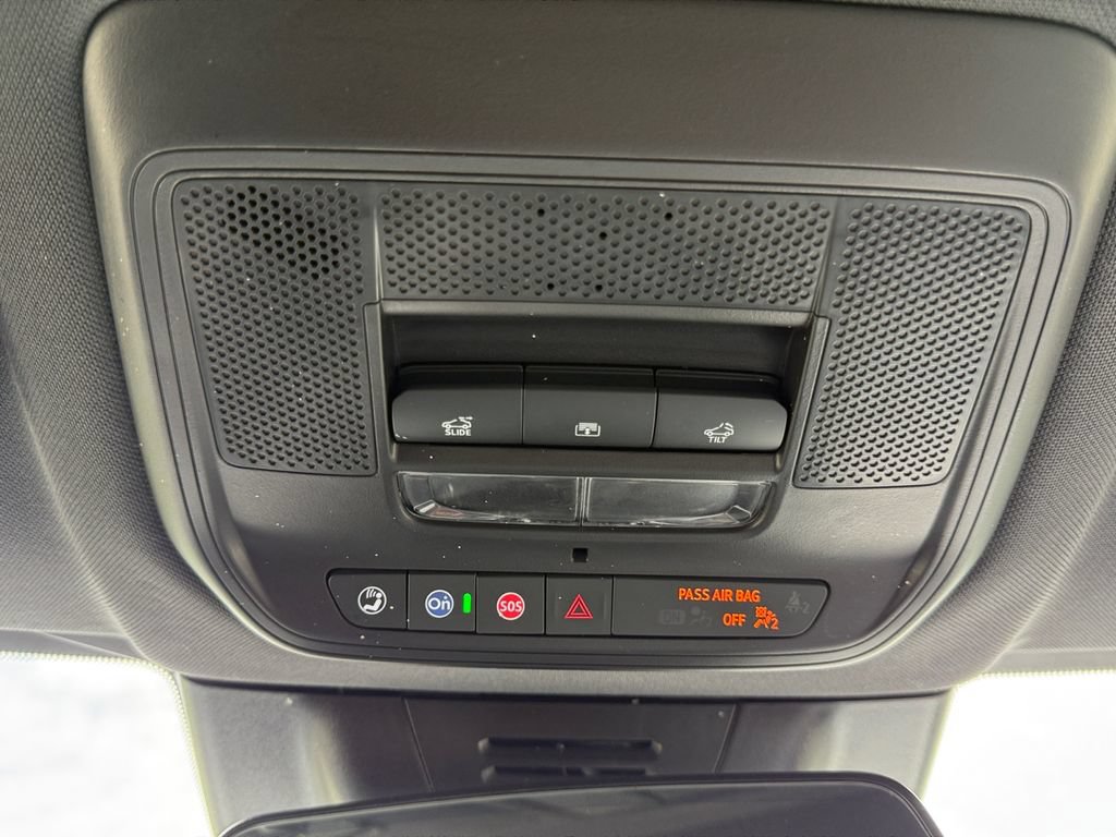 New 2026 Chevrolet Equinox EV LT FWD image 19