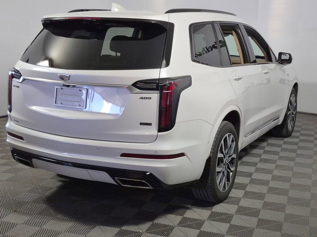 Used 2024 Cadillac XT6 Sport w/ Platinum Package image 7