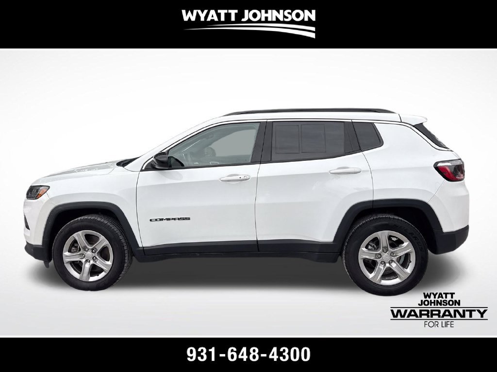 Used 2024 Jeep Compass Latitude AWD/4WD image 3