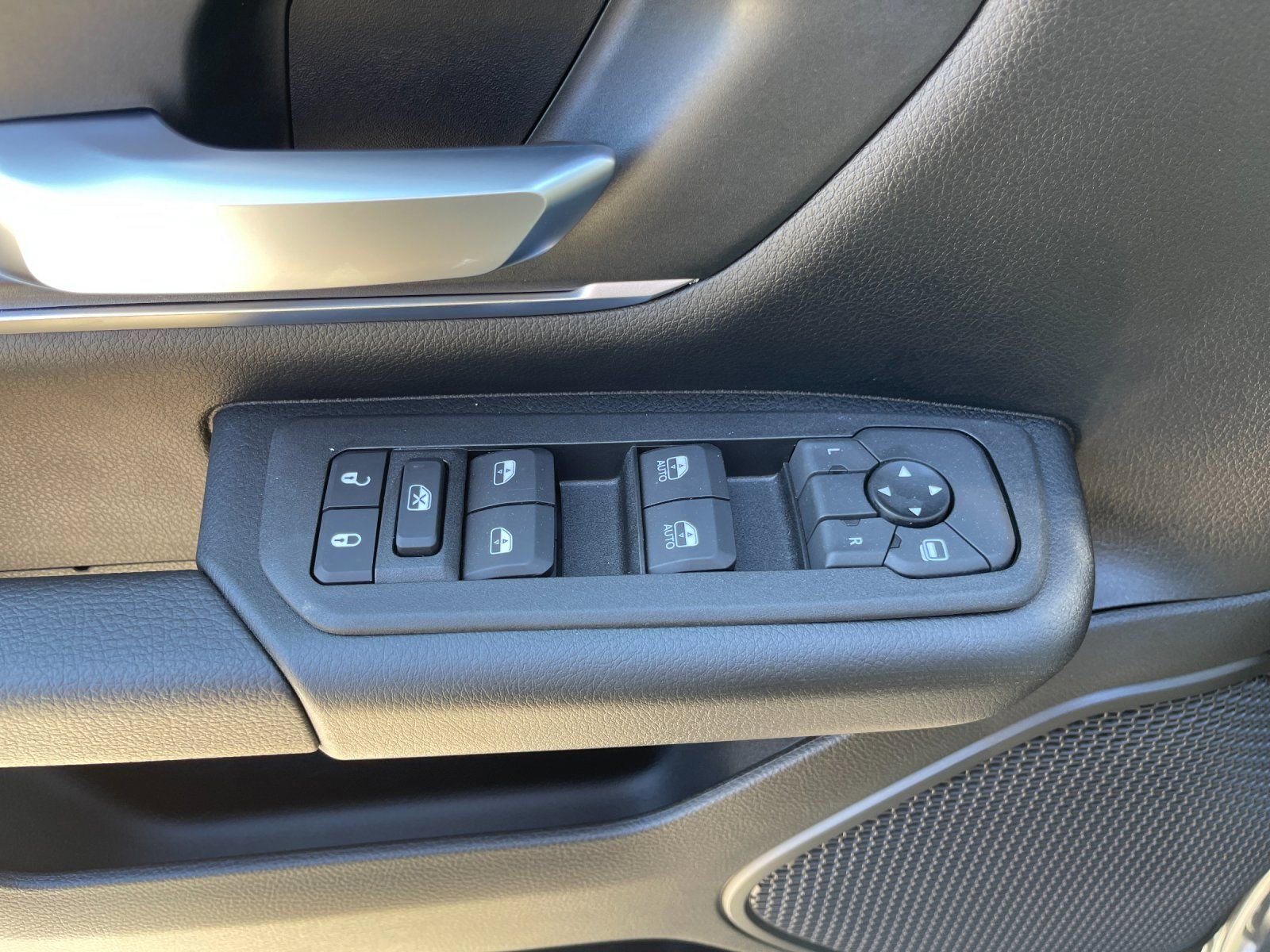 New 2025 RAM 1500 Big Horn image 12