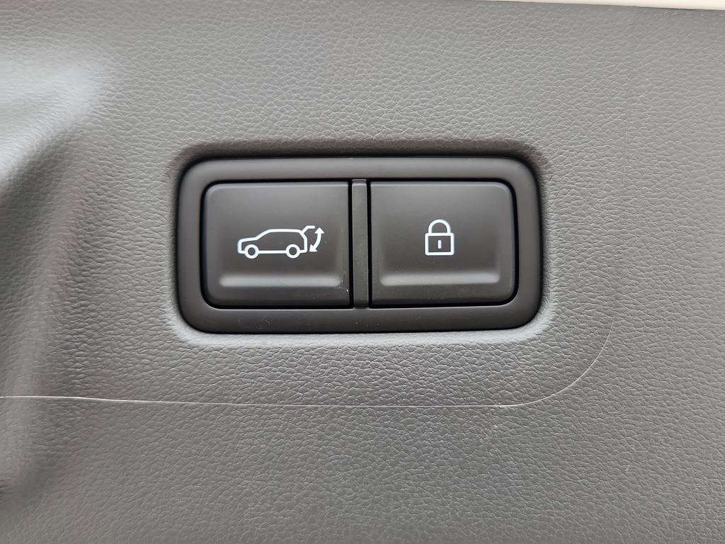 New 2026 Hyundai Santa Fe SE image 13