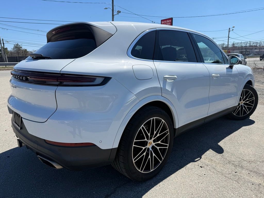 Used 2024 Porsche Cayenne image 7