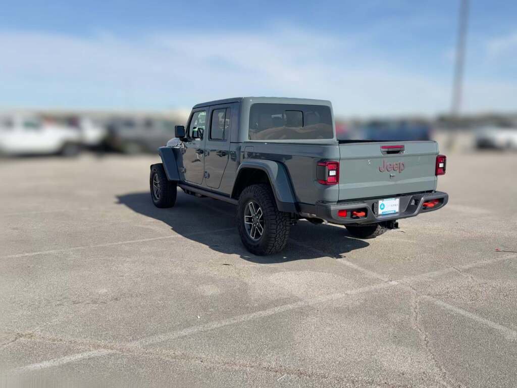 New 2026 Jeep Gladiator Mojave image 9