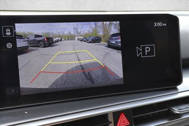 Used 2025 Kia Sorento LX FWD image 18
