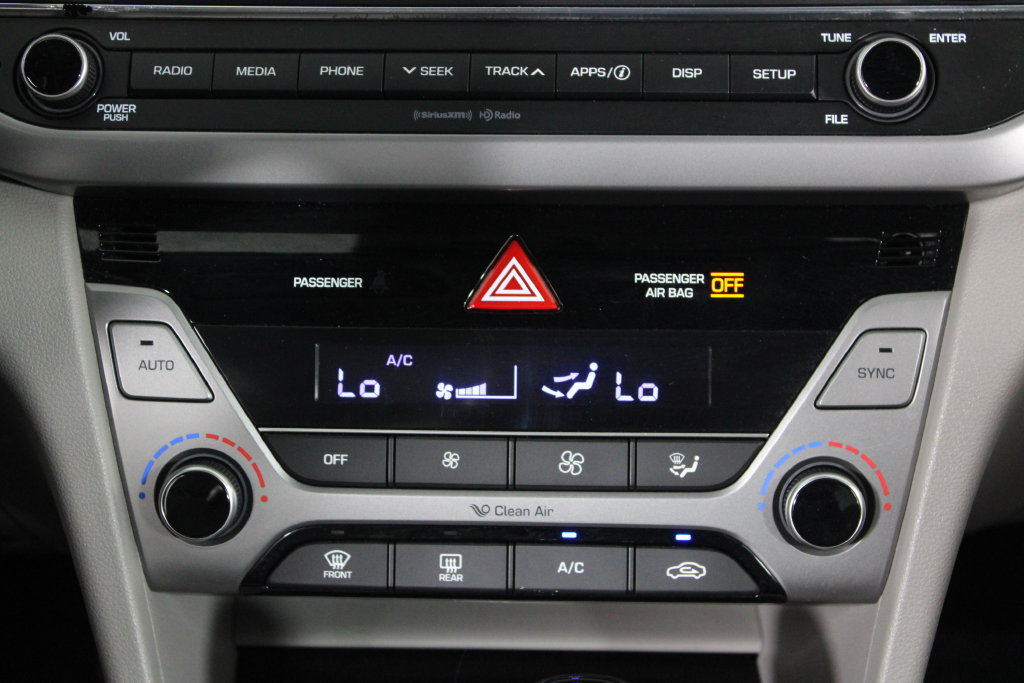 Used 2018 Hyundai Elantra Value Edition FWD image 20