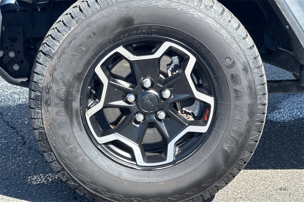 Used 2022 Jeep Gladiator Rubicon w/ LED Lighting Group image 28