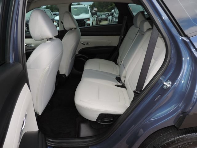 Used 2025 Hyundai Tucson SE FWD image 19