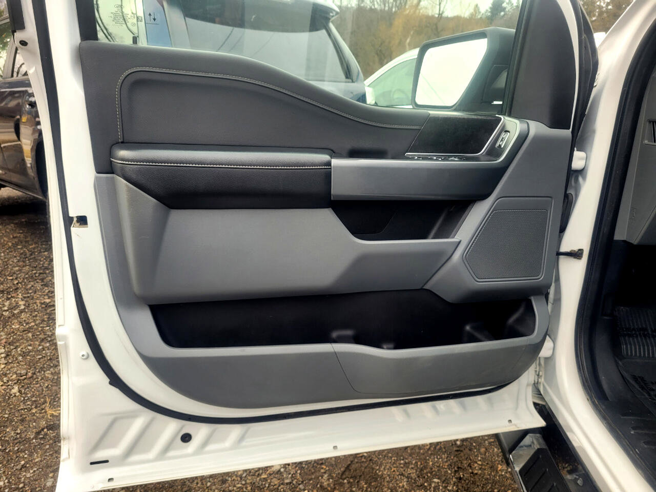 Used 2021 Ford F150 XLT w/ Equipment Group 302A High image 10