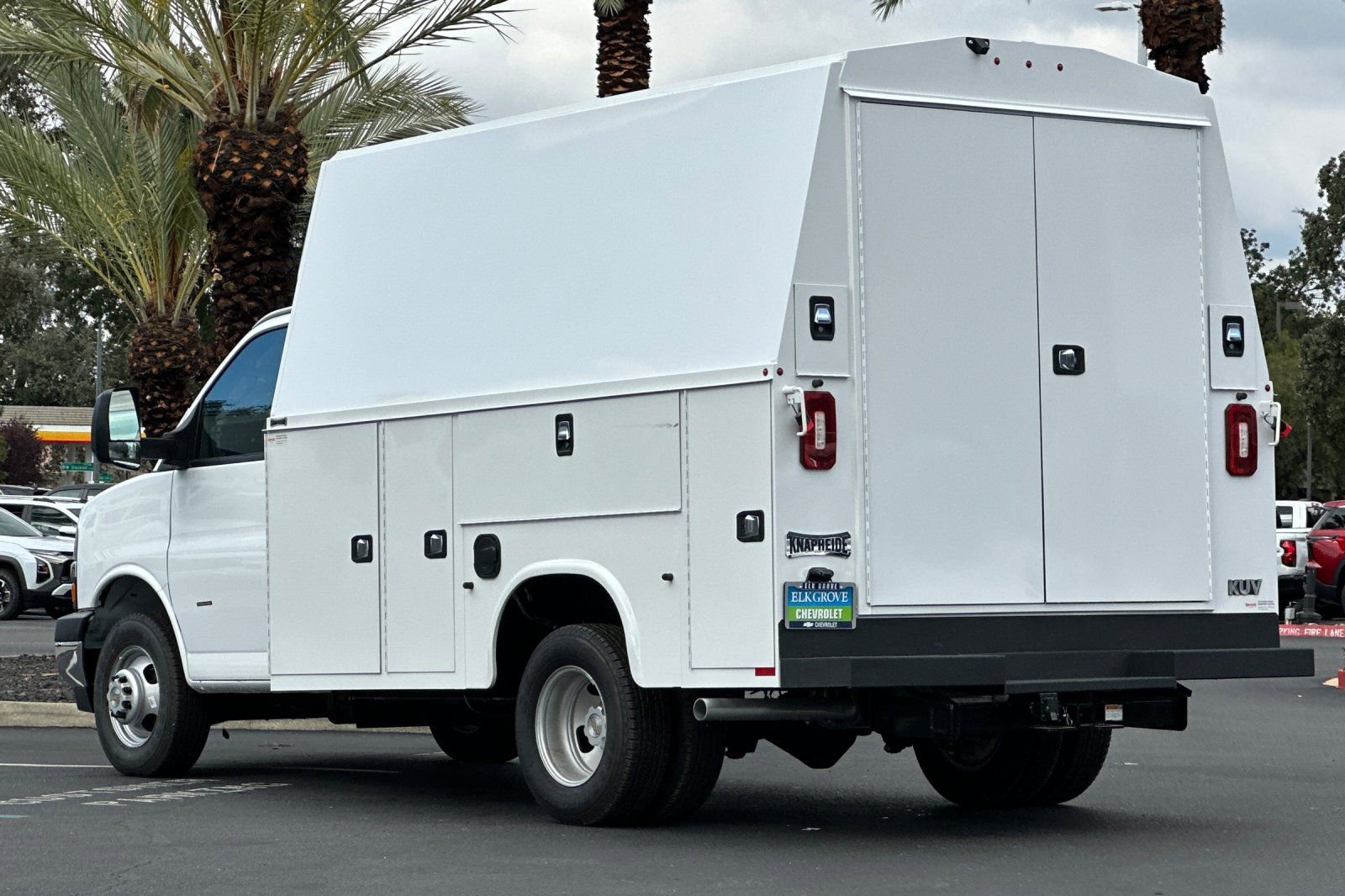 New 2024 Chevrolet Express 3500 w/ Power Convenience Package image 5