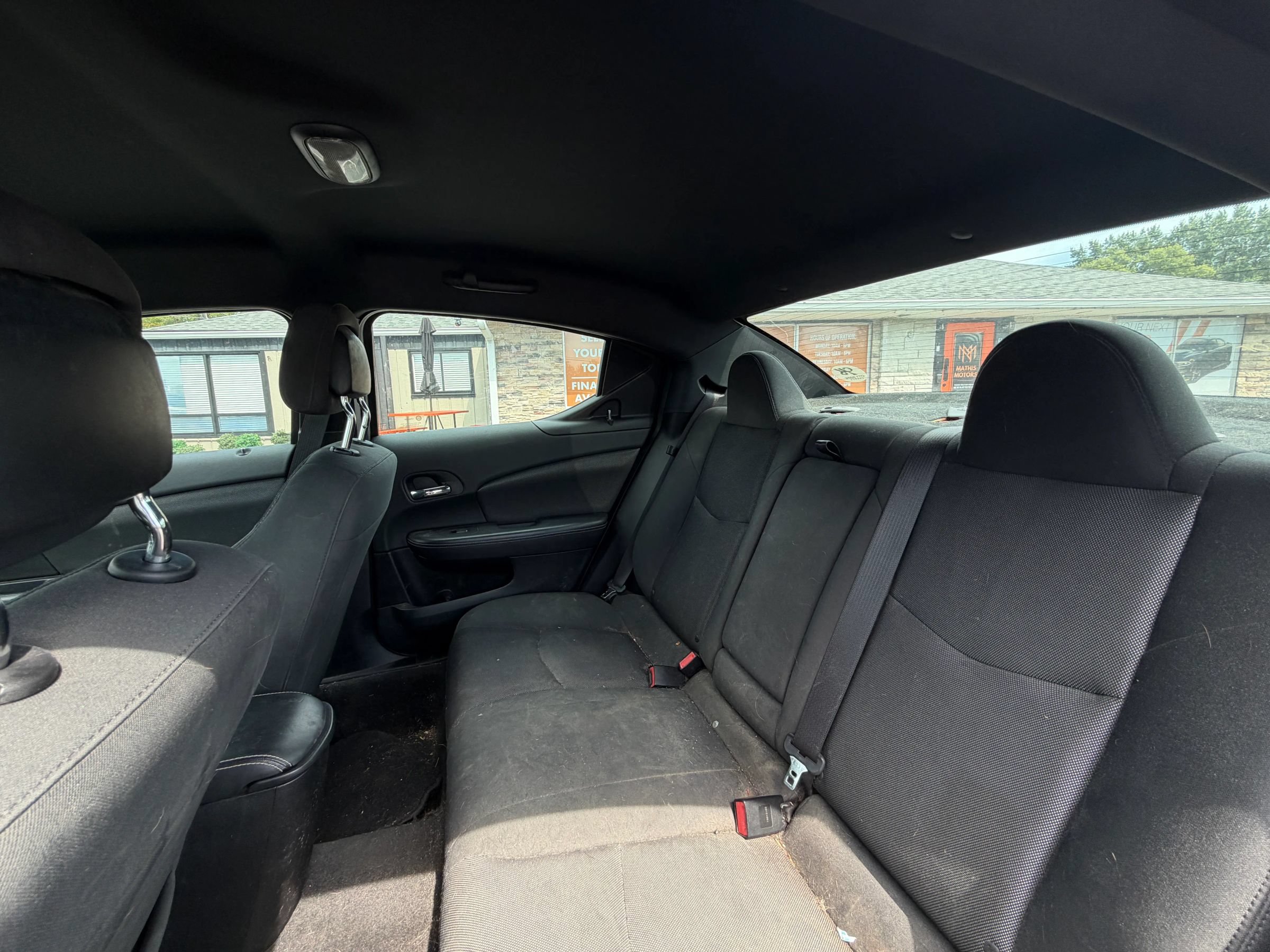 Used 2014 Dodge Avenger SE FWD image 12