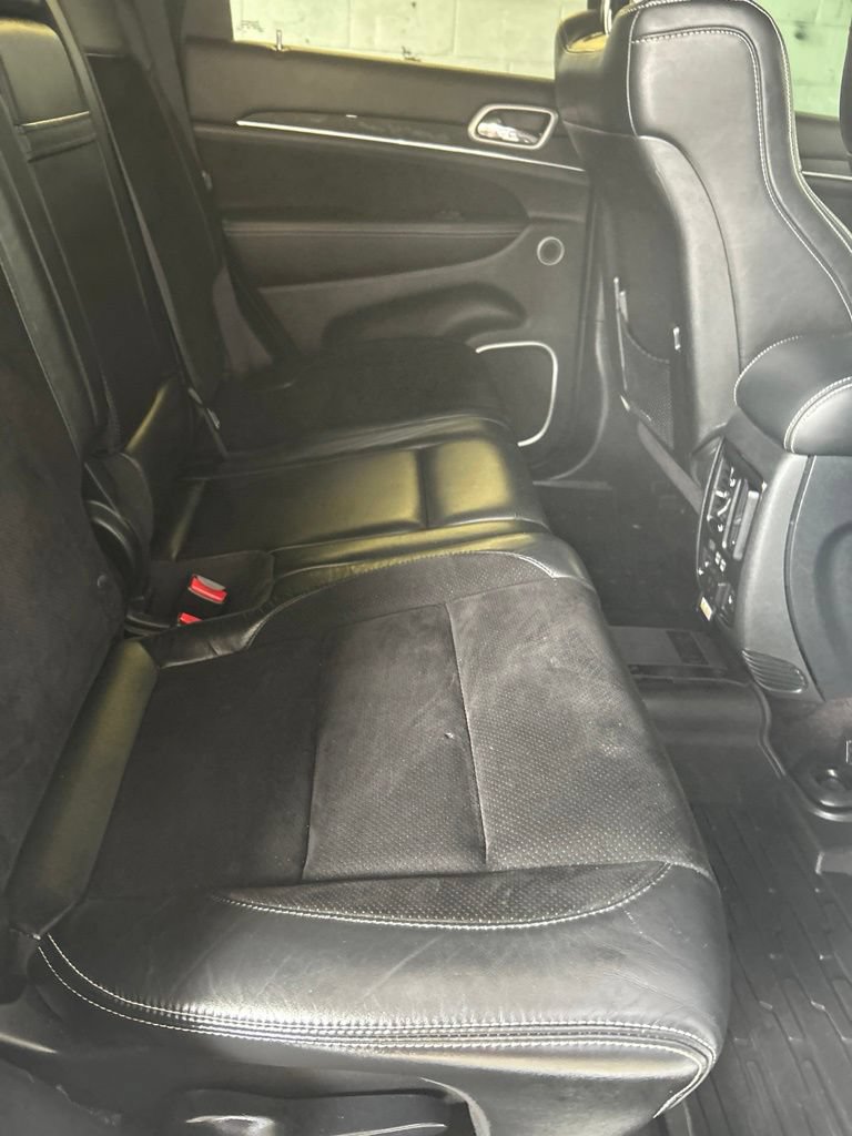Used 2018 Jeep Grand Cherokee SRT AWD/4WD image 28