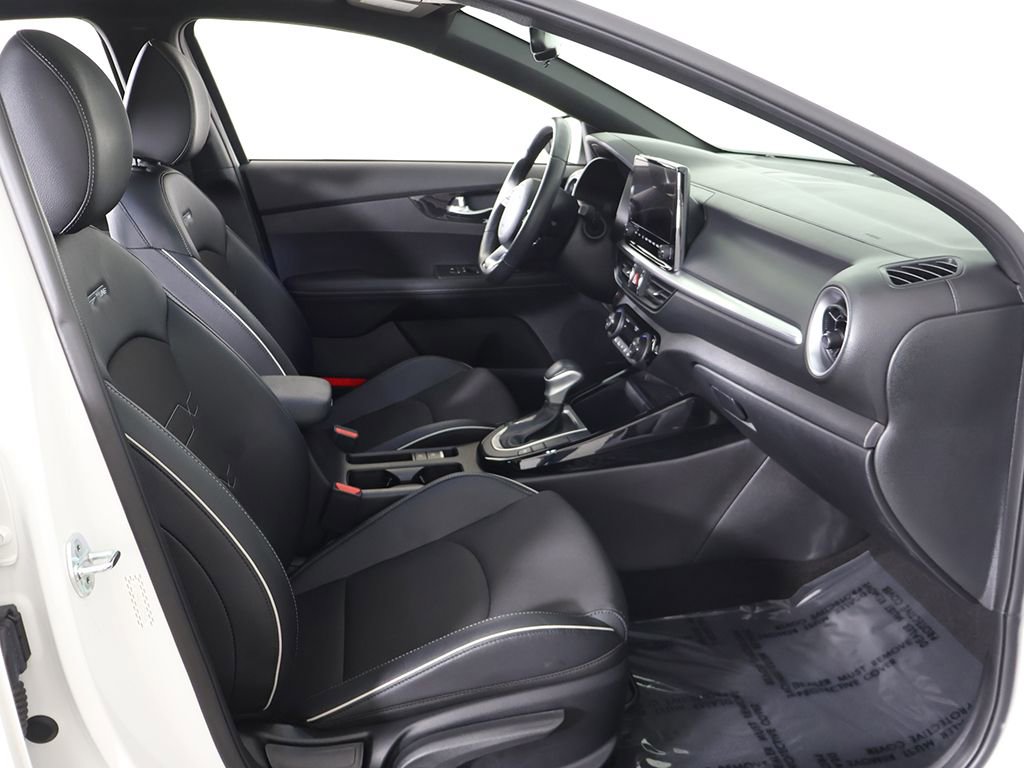 Used 2022 Kia Forte GT-Line w/ GT-Line Premium Package image 30