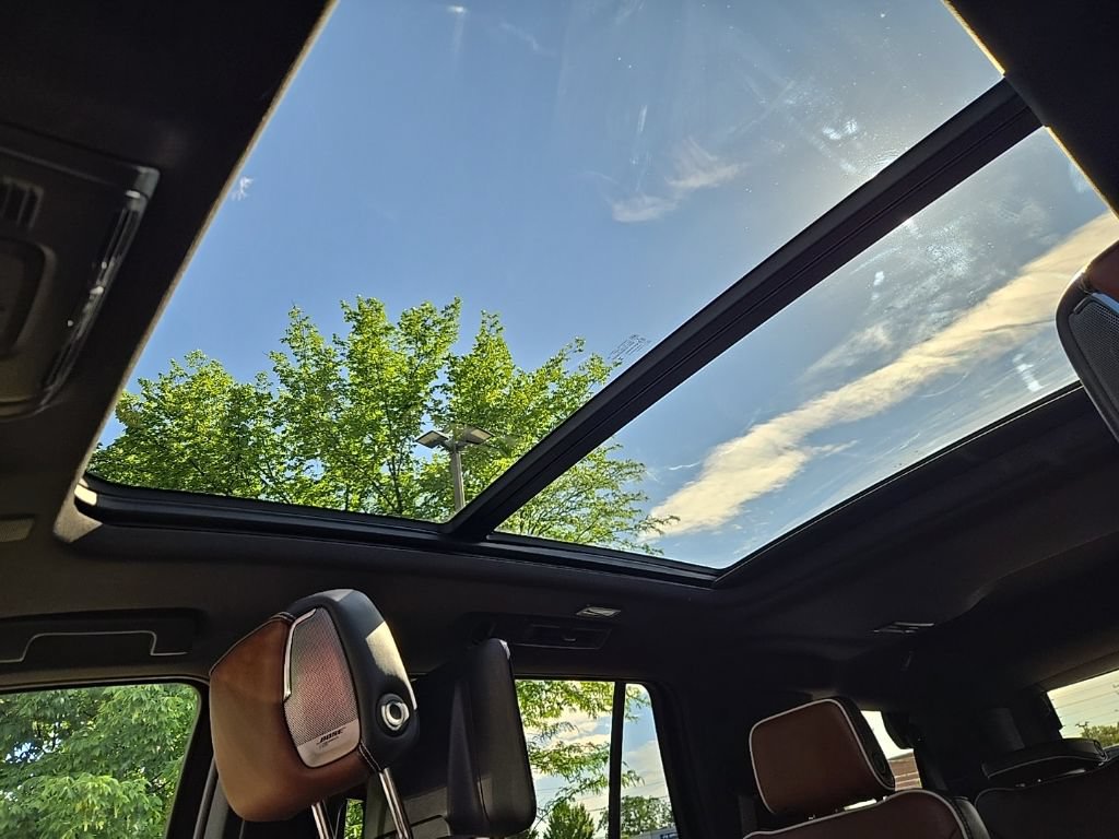 Used 2023 GMC Yukon Denali Ultimate AWD/4WD image 52