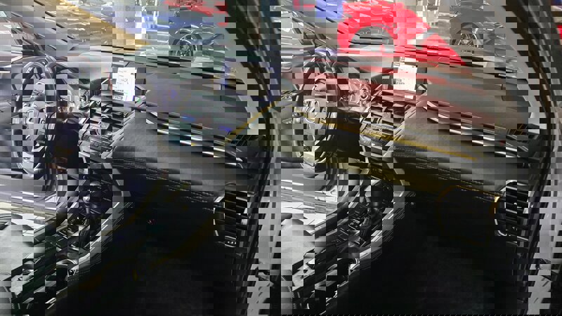 Used 2015 Lexus NX 300h AWD image 29