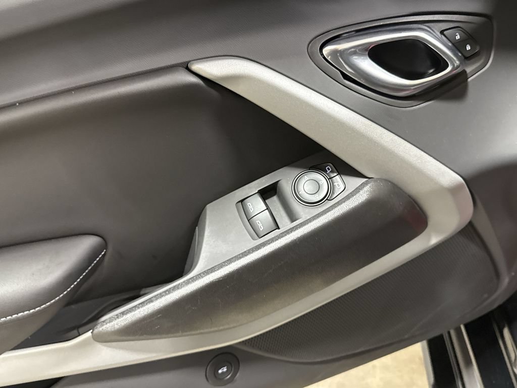Used 2023 Chevrolet Camaro SS RWD image 20