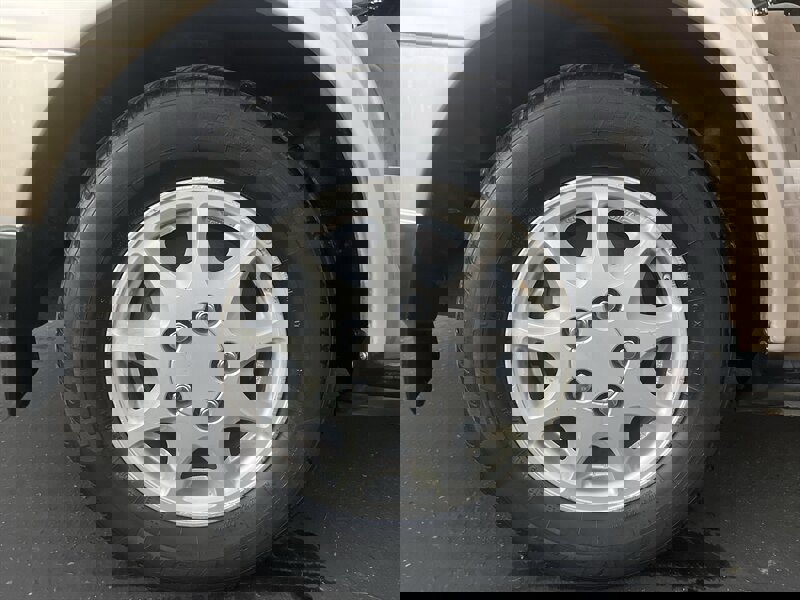 Used 1995 Toyota Camry XLE image 18