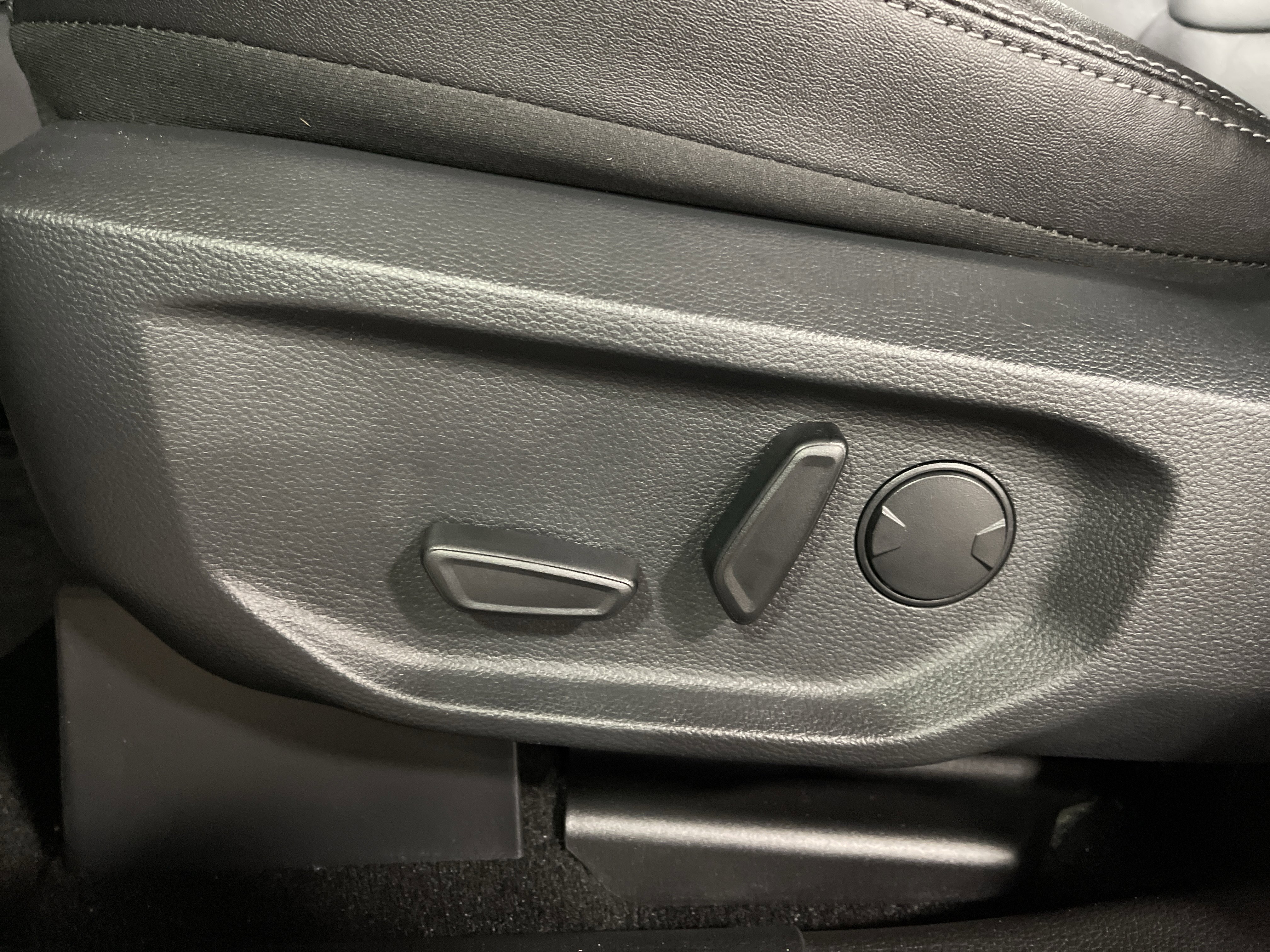 New 2025 Ford Ranger Lariat w/ Advanced Towing Package image 13