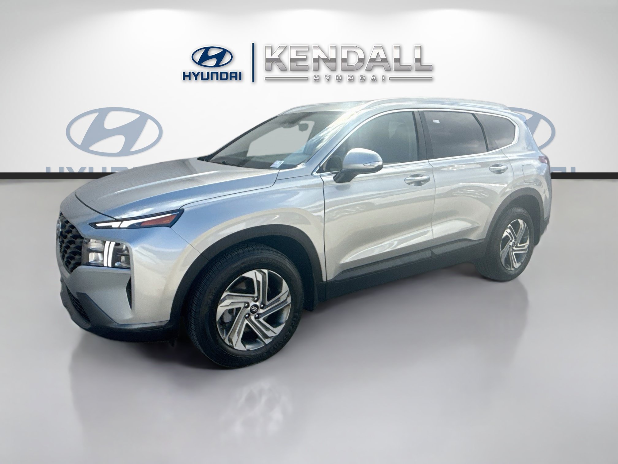 Used 2023 Hyundai Santa Fe SEL FWD image 3