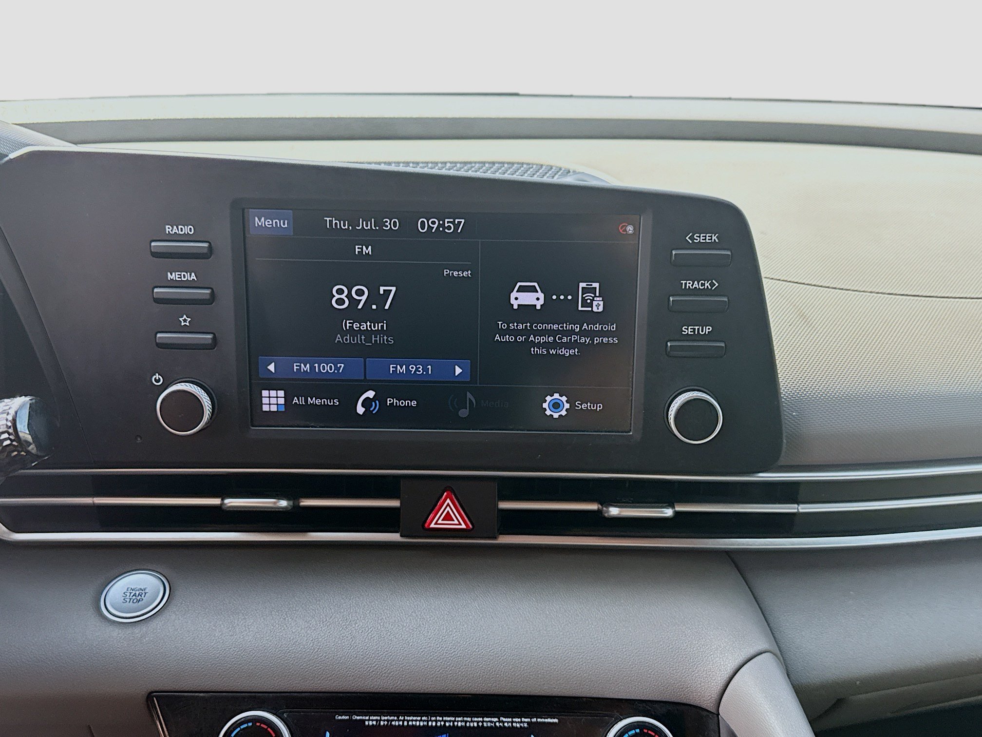 Used 2021 Hyundai Elantra SEL FWD image 10