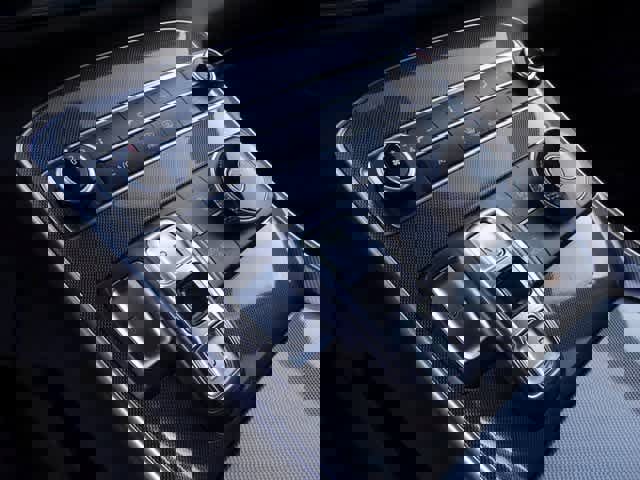 Used 2023 Hyundai Santa Fe SE image 14