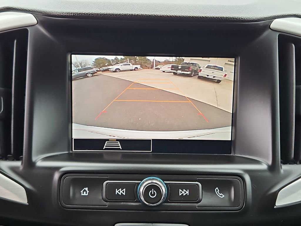 Used 2024 GMC Terrain SLE image 18