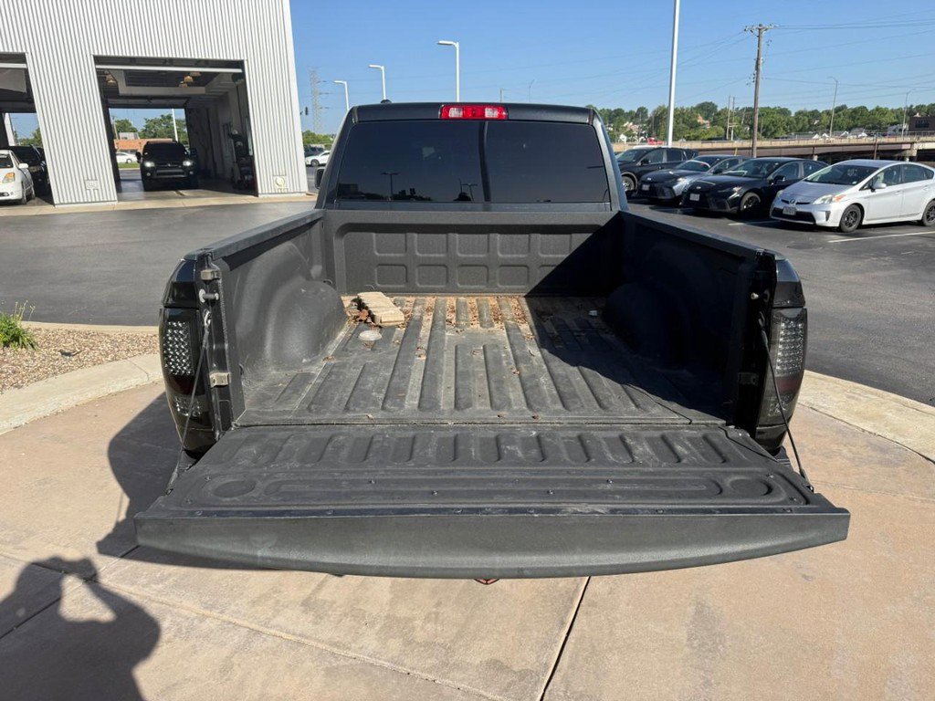 Used 2016 RAM 1500 Express w/ Black Ram 1500 Express Group AWD/4WD image 7