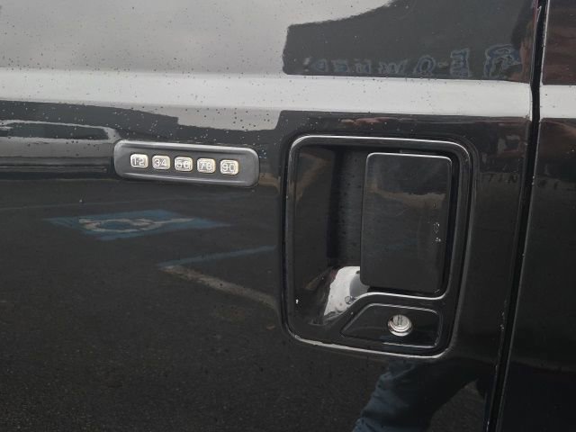 Used 2015 Ford F350 Lariat w/ Lariat Ultimate Package image 17