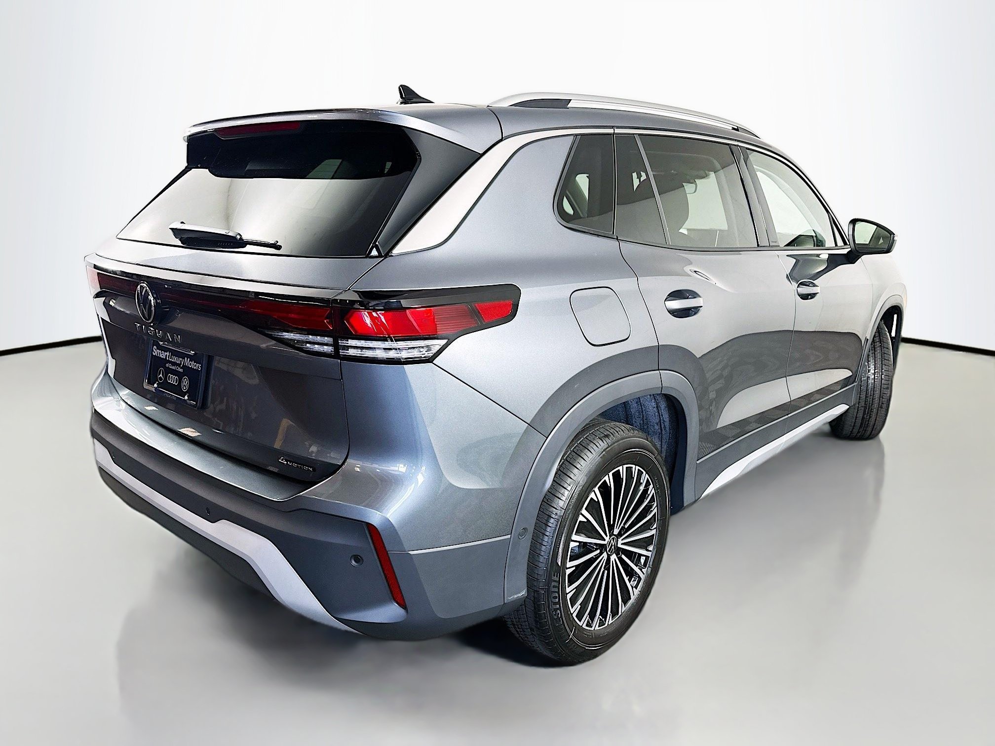 New 2026 Volkswagen Tiguan S AWD/4WD image 7