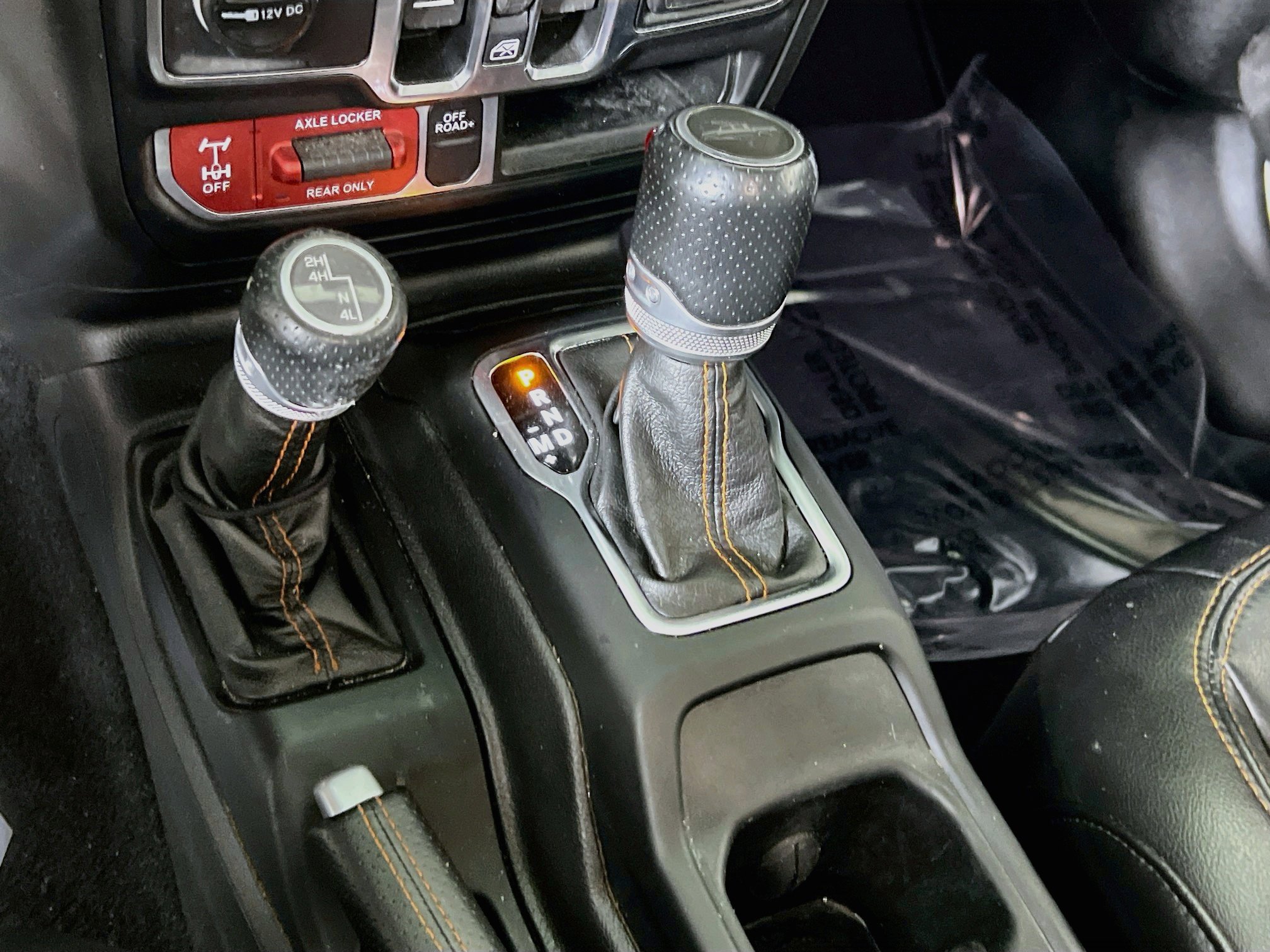 Used 2021 Jeep Gladiator Mojave AWD/4WD image 17
