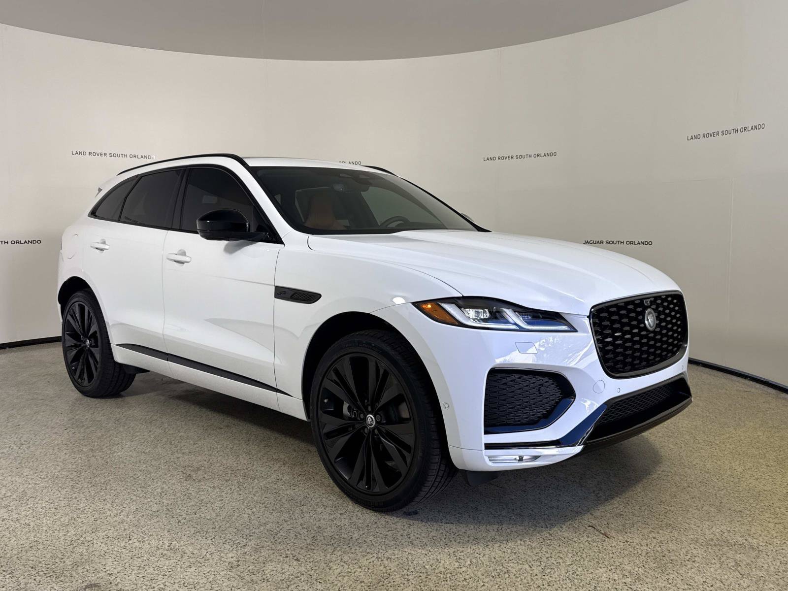 New 2026 Jaguar F-PACE R-Dynamic S AWD/4WD image 7
