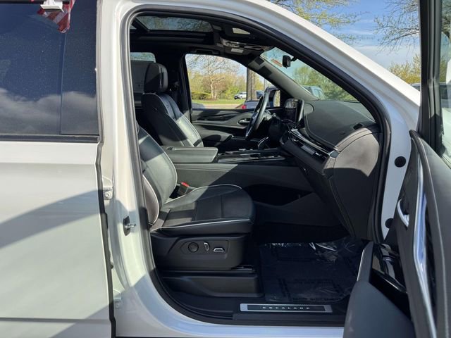 Used 2022 Cadillac Escalade Sport w/ Touring Package AWD/4WD image 11