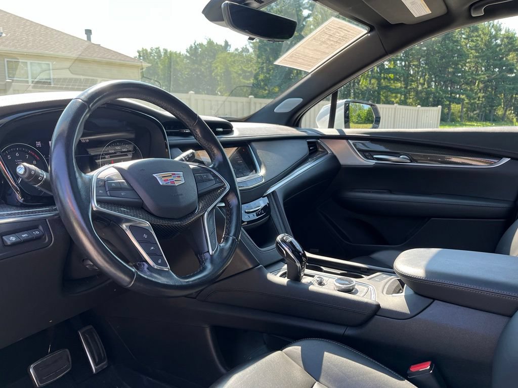 Used 2023 Cadillac XT5 Sportv w/ Technology Package AWD/4WD image 19