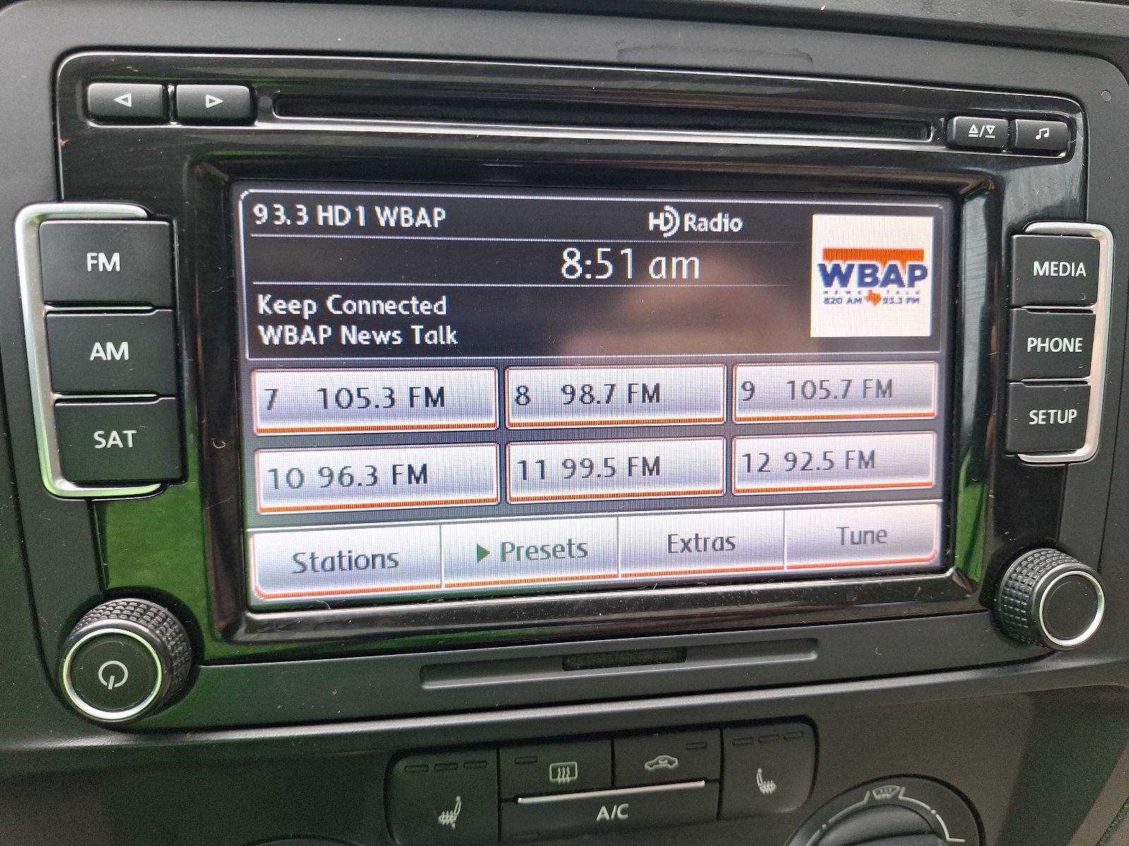 Used 2015 Volkswagen Jetta SE FWD image 22