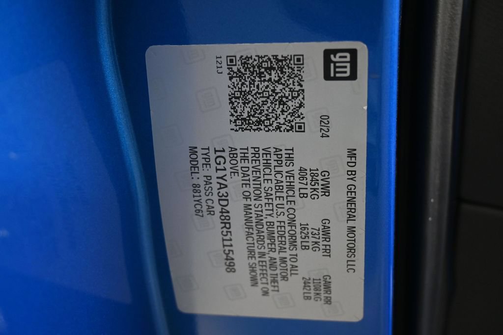Used 2024 Chevrolet Corvette Stingray Convertible w/ 1LT RWD image 17
