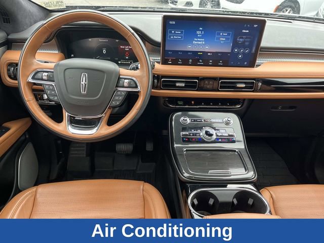 Used 2023 Lincoln Nautilus Black Label AWD/4WD image 18