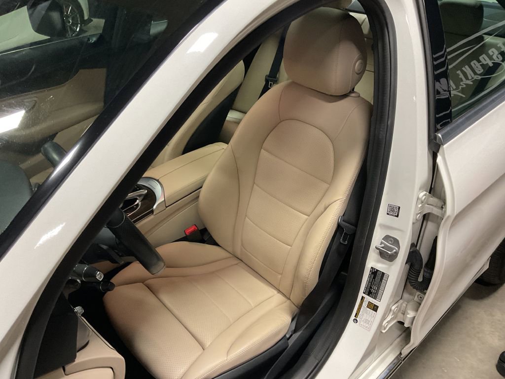 Used 2018 Mercedes-Benz C 300 4MATIC Sedan w/ Multimedia Package image 66