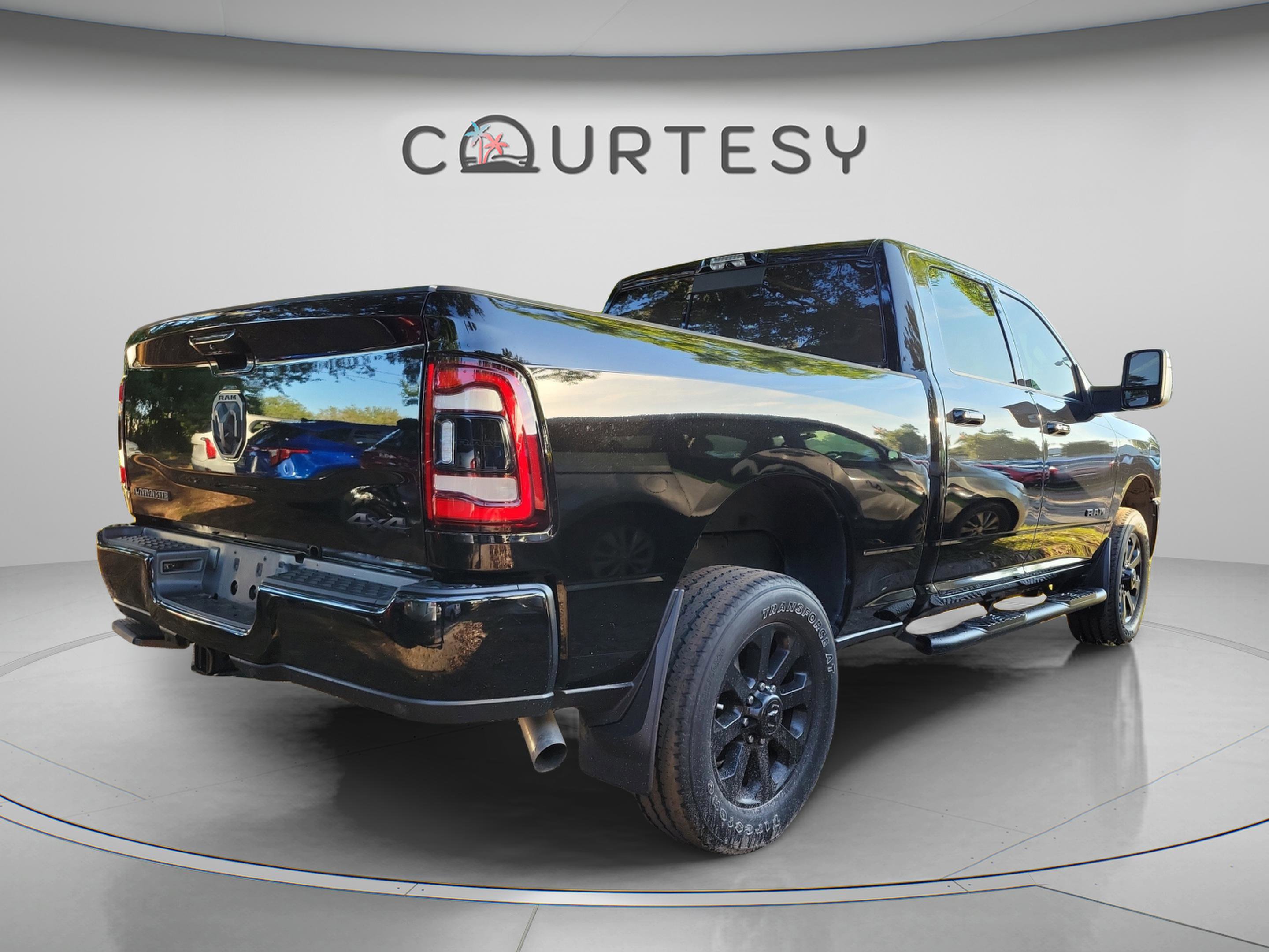 Used 2024 RAM 2500 Laramie w/ Night Edition AWD/4WD image 18