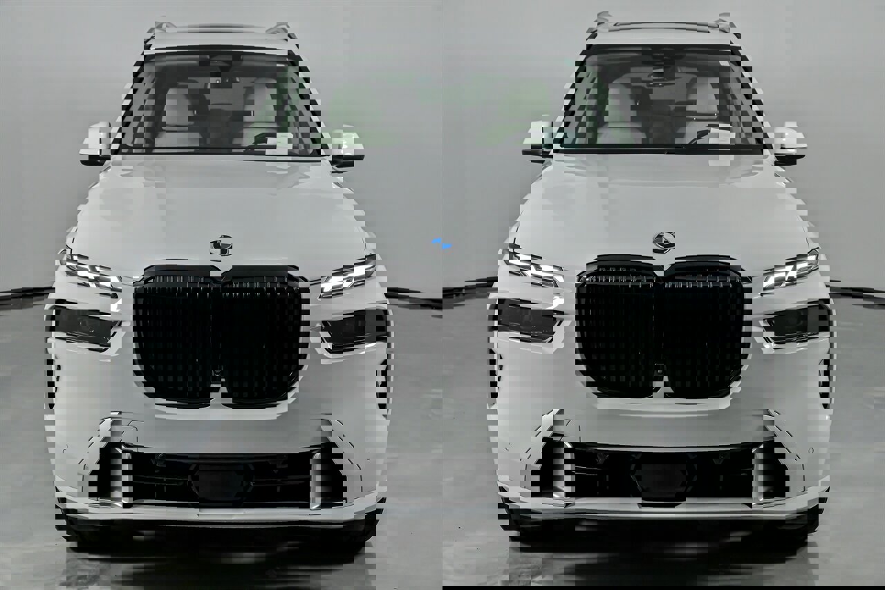 Used 2023 BMW X7 xDrive40i image 5