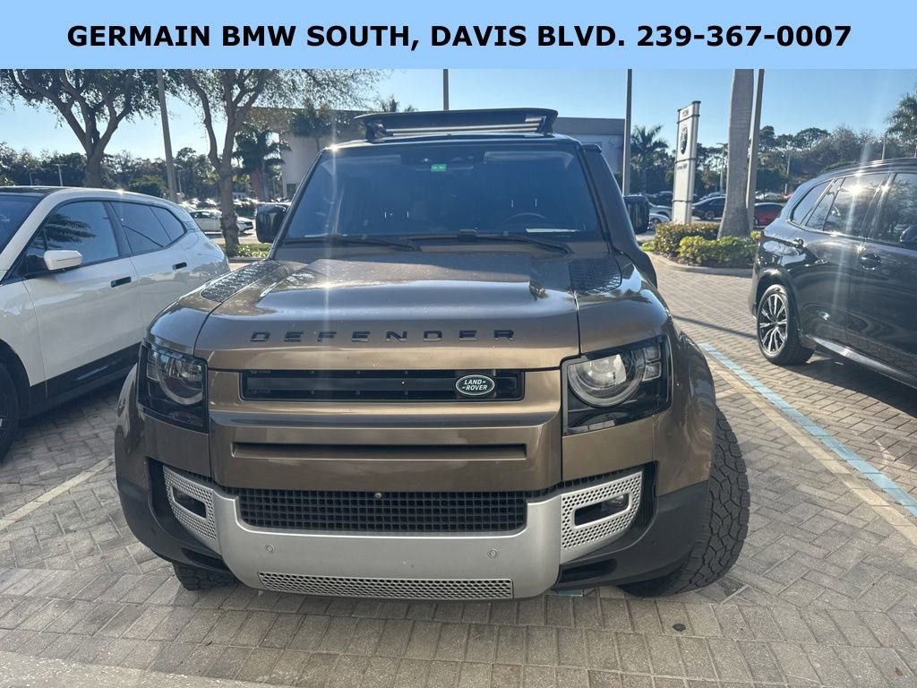 Used 2020 Land Rover Defender 110 SE image 3