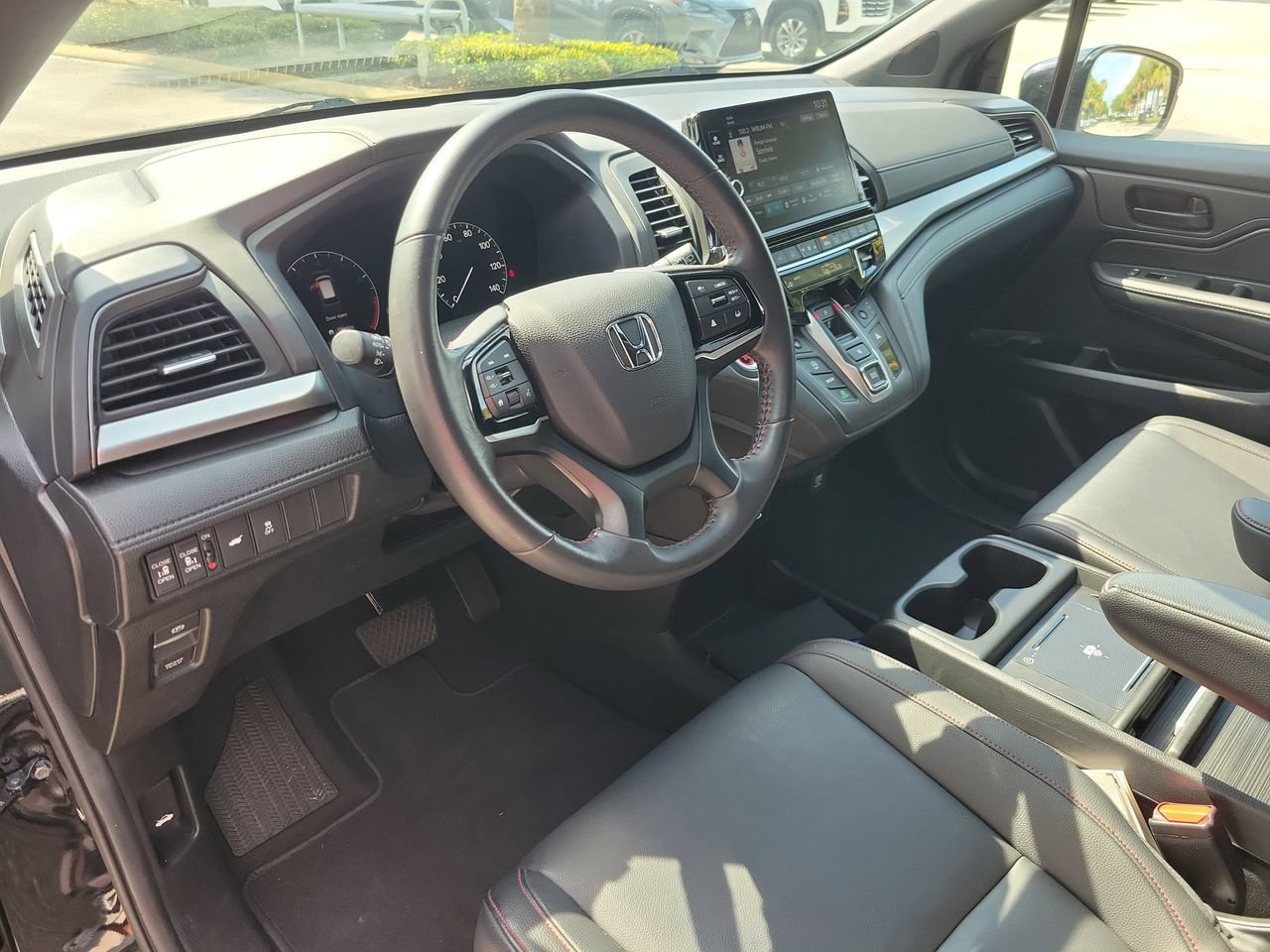 Used 2025 Honda Odyssey Sport-L image 16