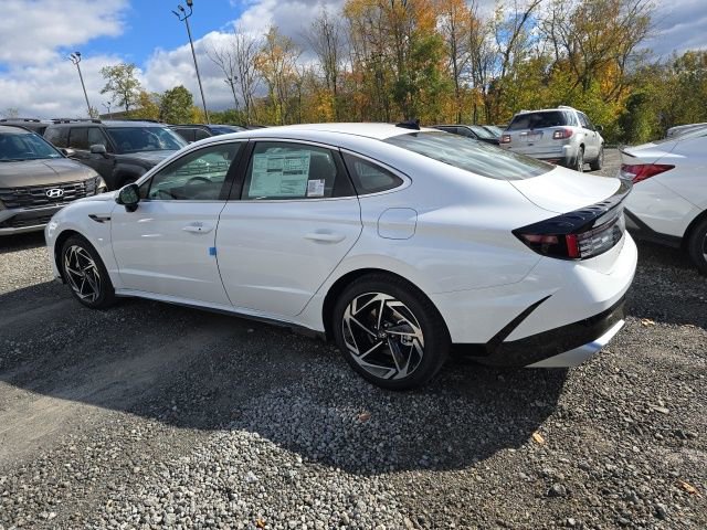 New 2026 Hyundai Sonata SEL image 3